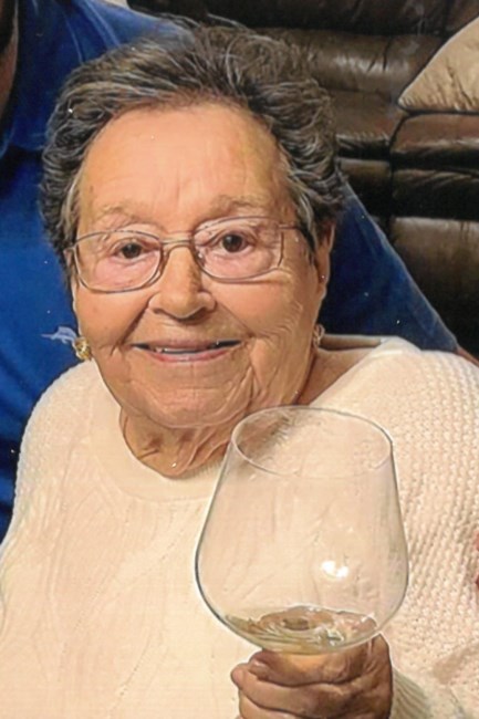 Obituary of Maria V. de Melo