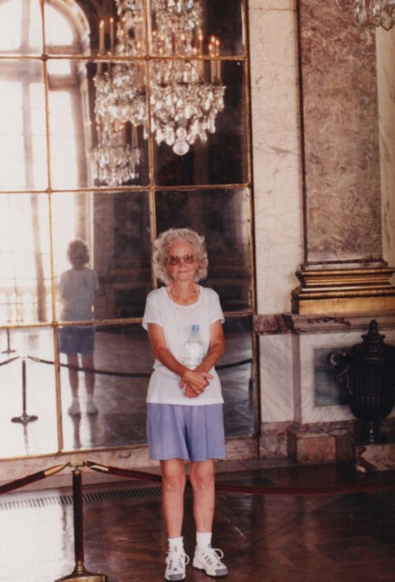 Avis de décès de Lola Isabel North