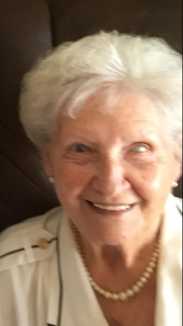Obituario de Lois T. Oliver