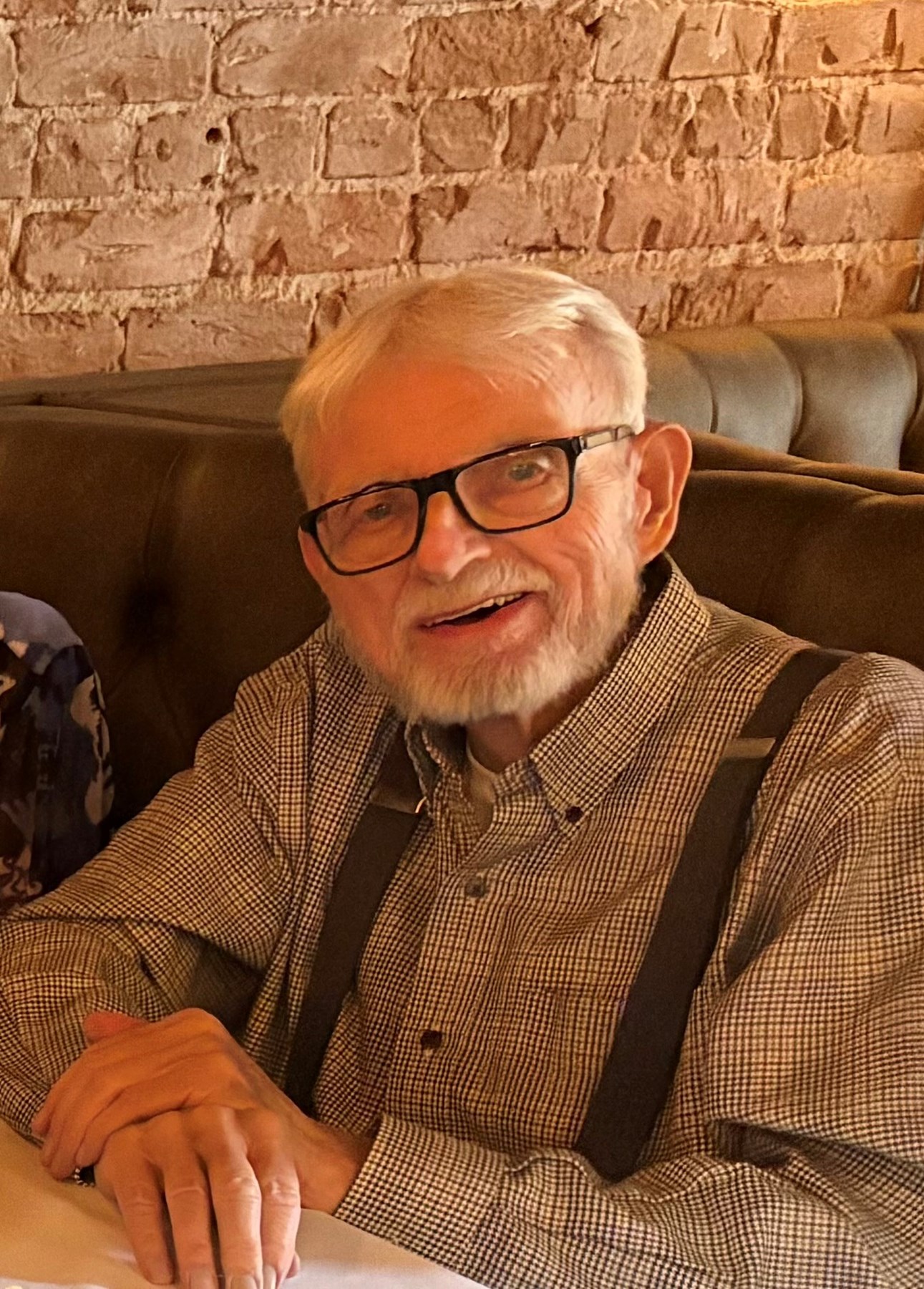 Obituary of Dennis Russell Albrecht