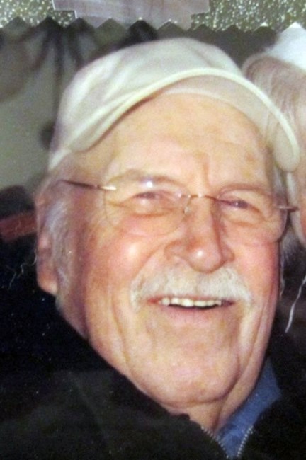 Obituario de Charles H Jones