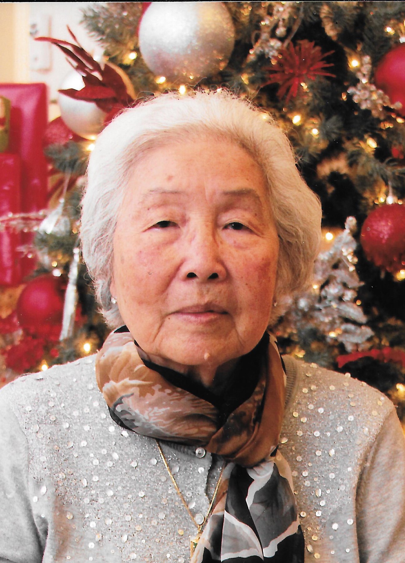 Obituary of Uyen Thi Le