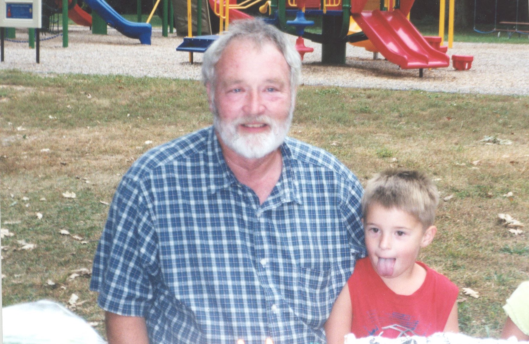 Obituario de David M. Pierson