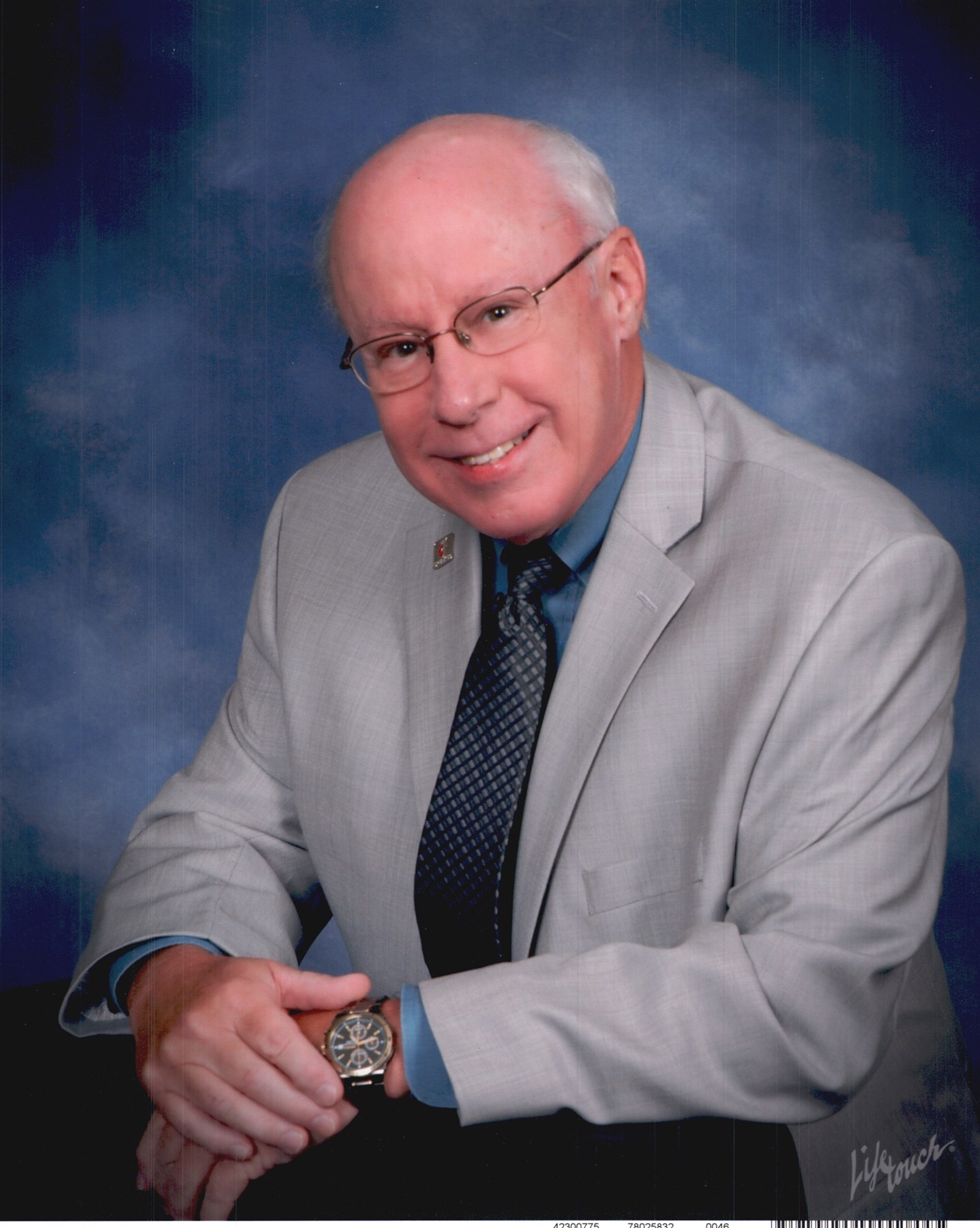 Obituario de Bruce Charles Hennie