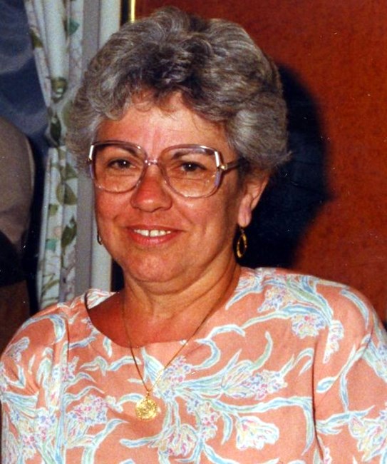 Obituario de Barbara Simmons