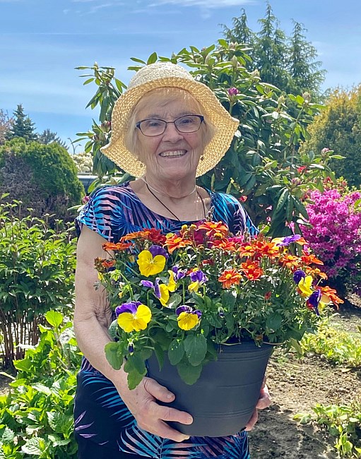 Obituary of Elisa Melo Cabral