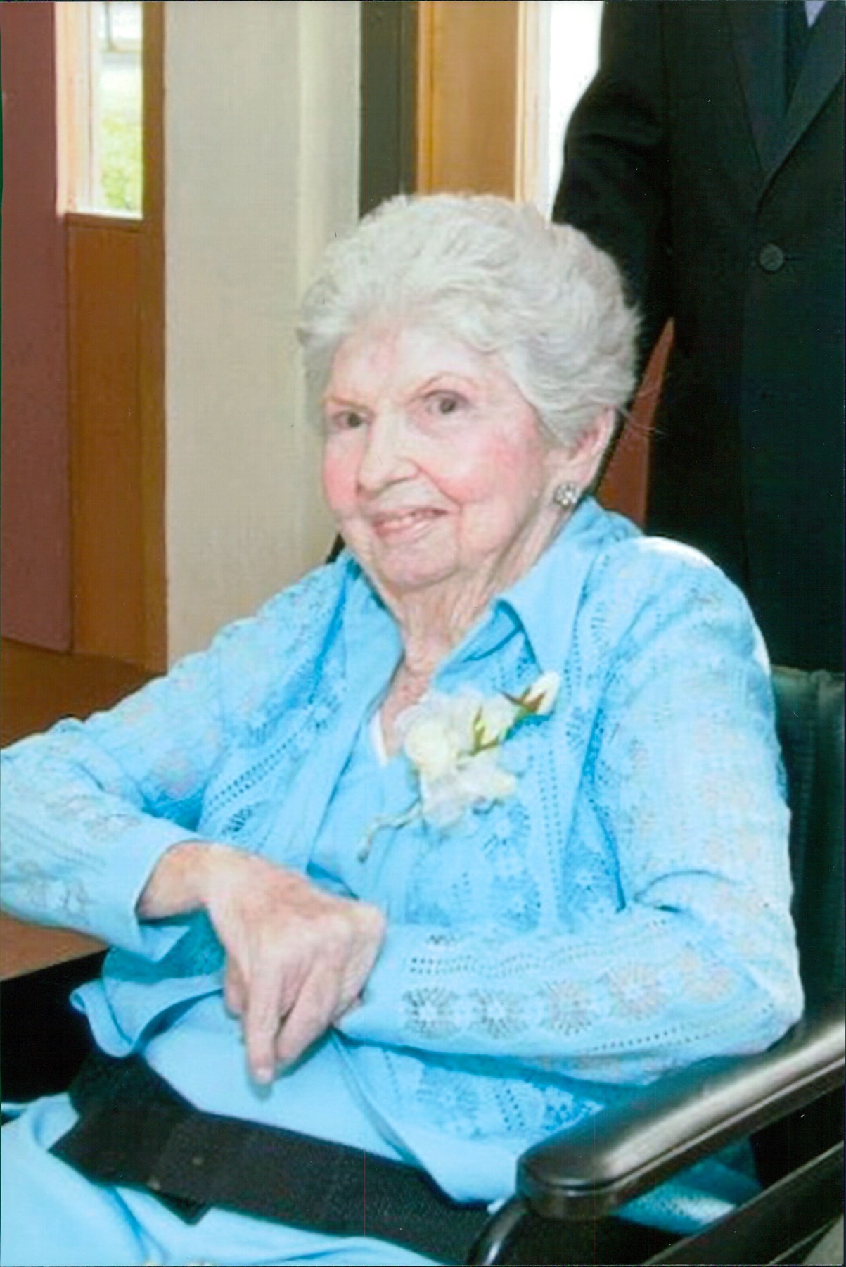 Obituary of Joan Eugenie Hoffman