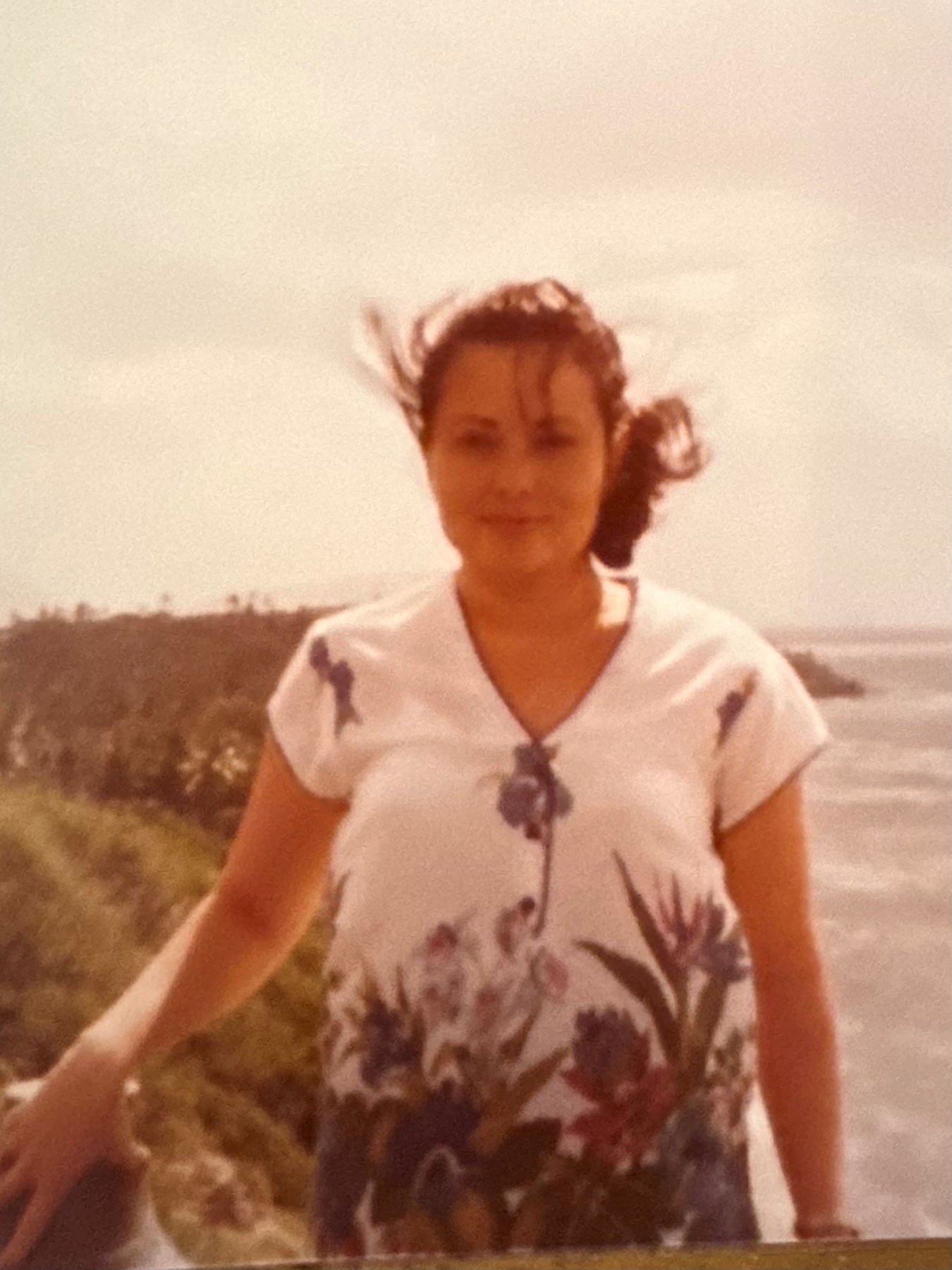 Obituary of Dolores Hoyo