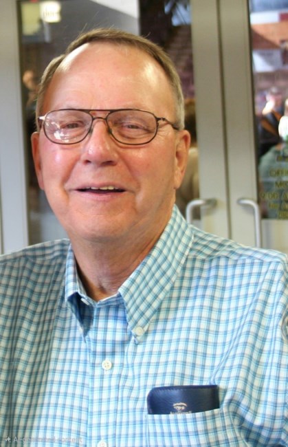 Obituary of Bryan Hextall Smith