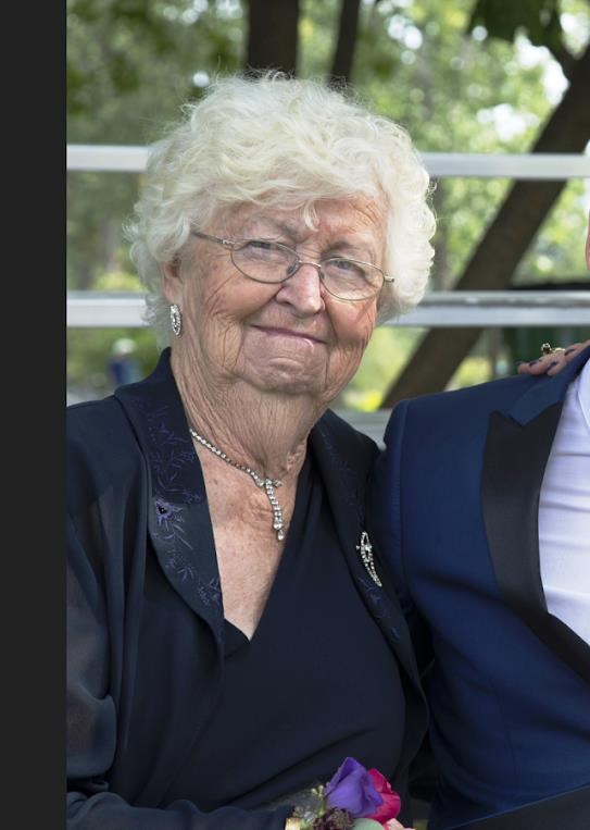 Obituary of Helen Murphy Therrien