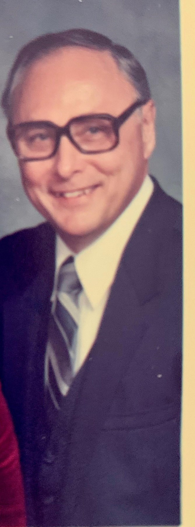 Obituary of Robert D. Stoudt