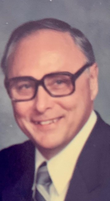 Obituary of Robert D. Stoudt
