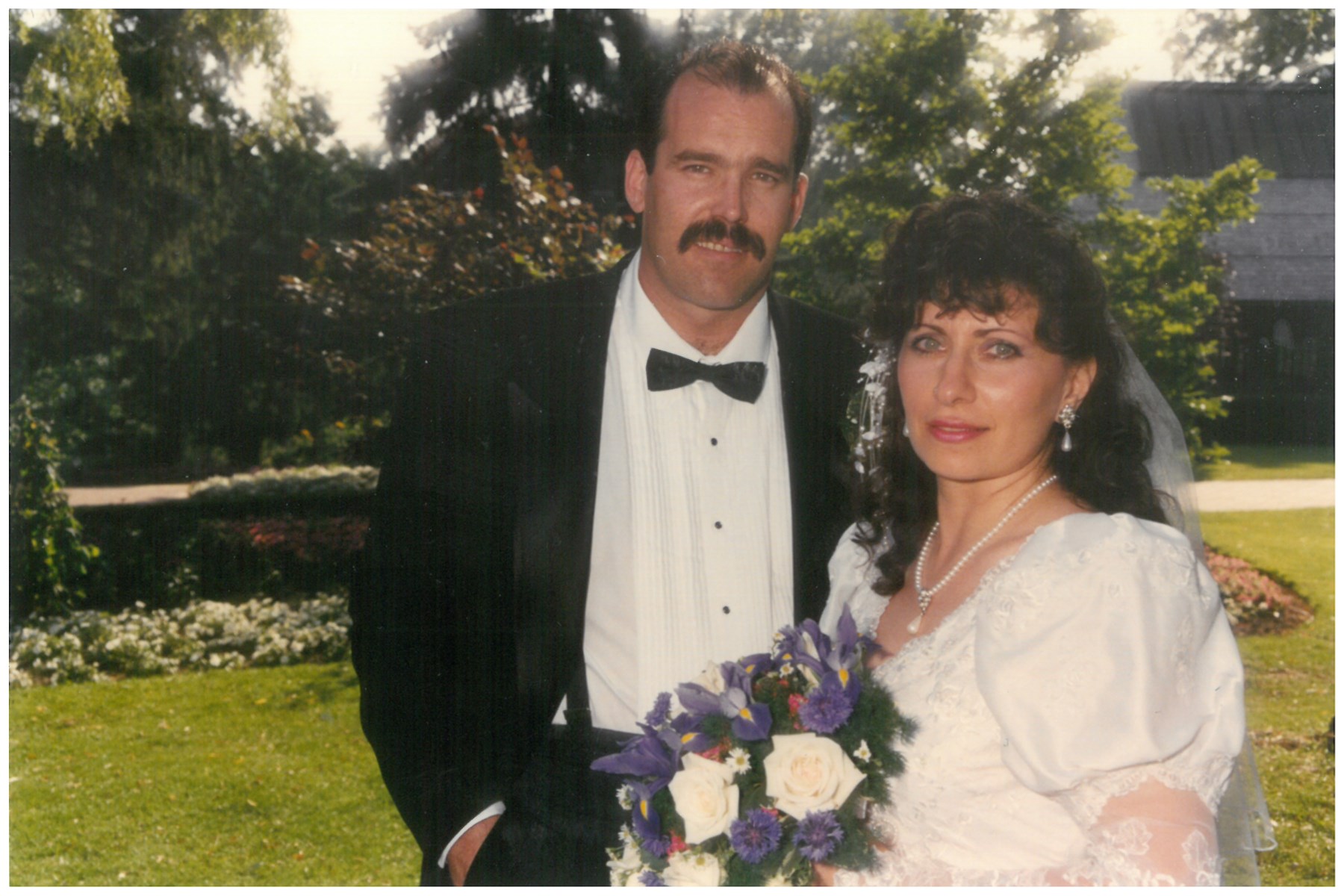 Obituary of Mark Curtis