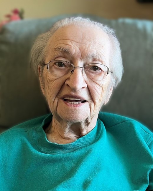 Obituary of Alice Andriashek (nee Tkachuk)