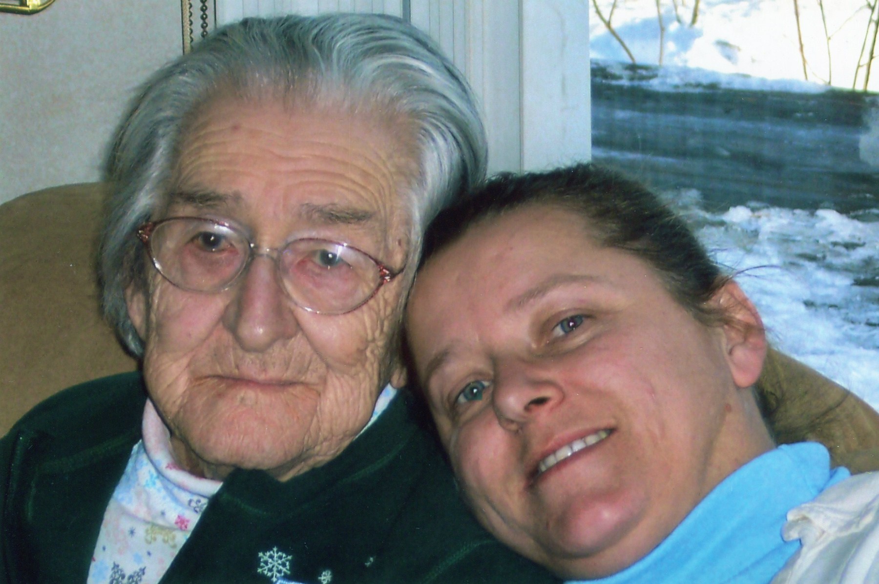 Obituary of Alyce Mae Peare