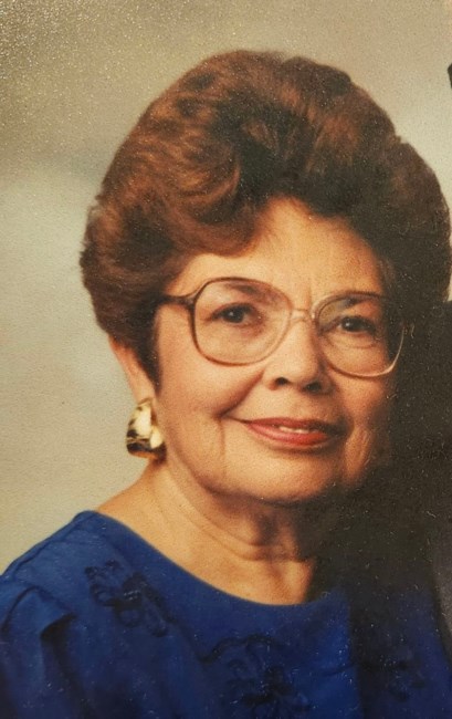 Obituary of Esperanza H Chavez