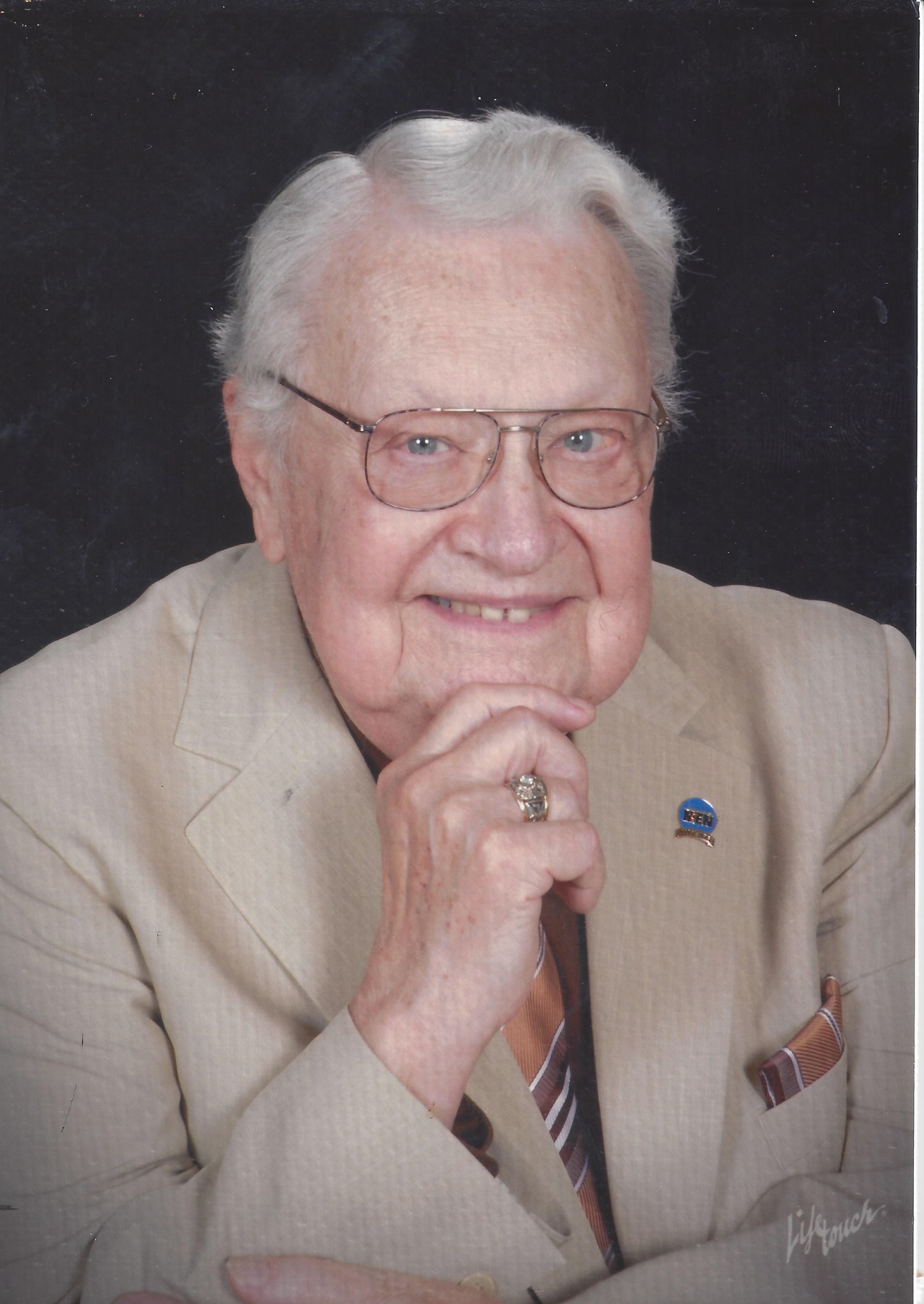 Obituary of Leroy J. Reynolds