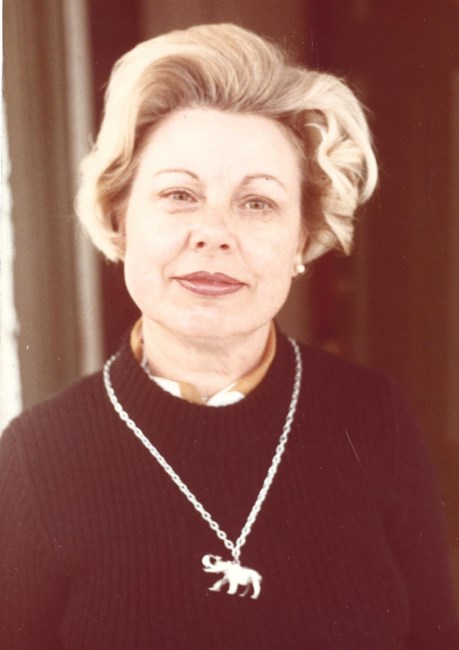 Obituary of Christa Charlotte Burry