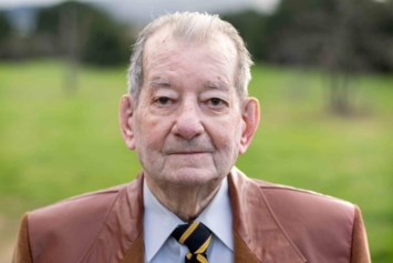 Avis de décès de Earl R. Sturm