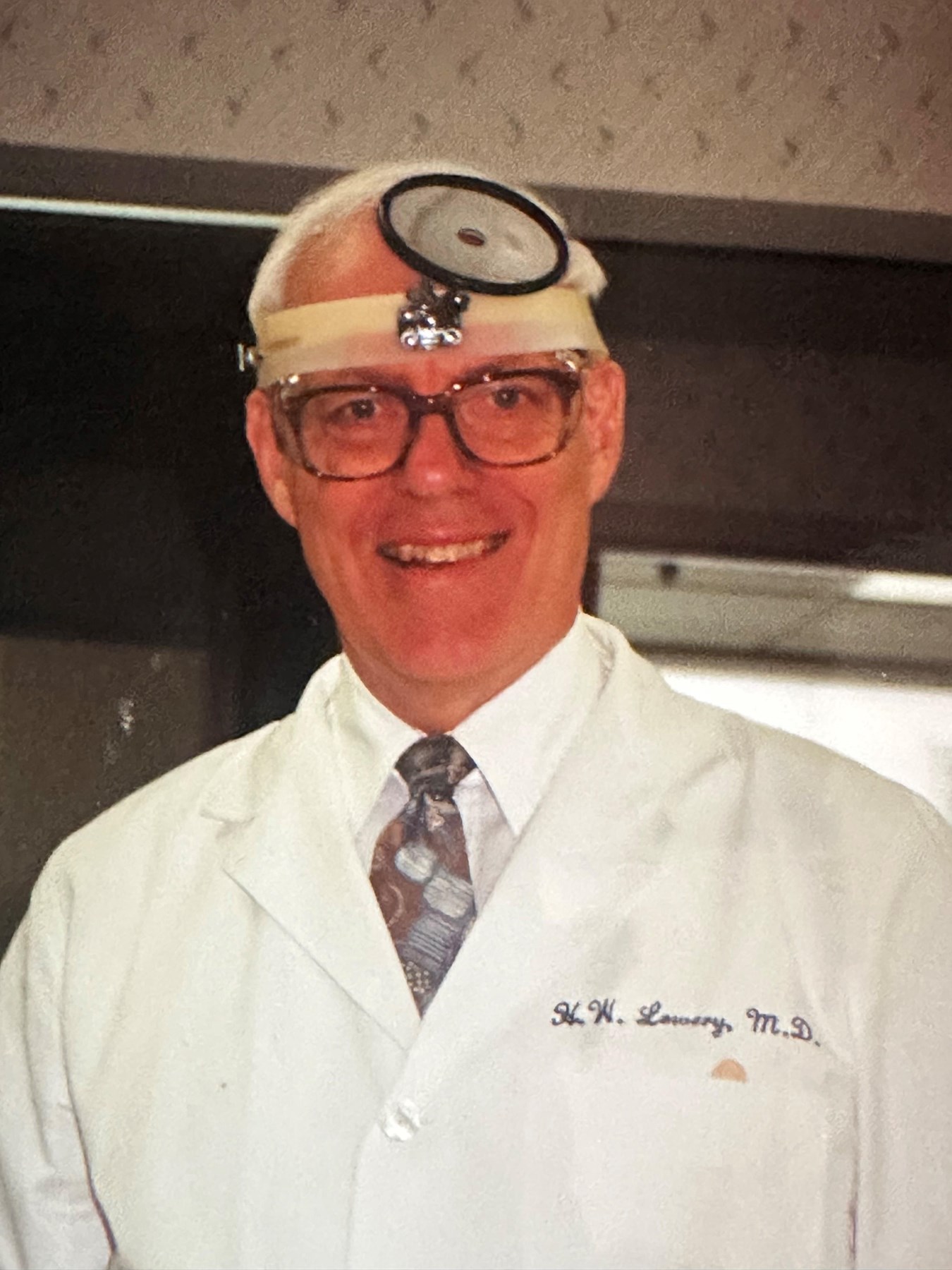 Obituary of Howard Wesley Lowery