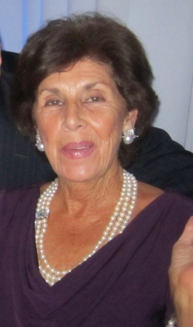 Obituary of Elsie Dobal Guara