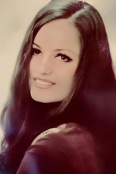 Obituary of Diana Lee Davies-Pierce