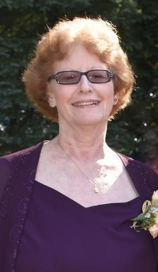 Obituary of Vicki J Holmes
