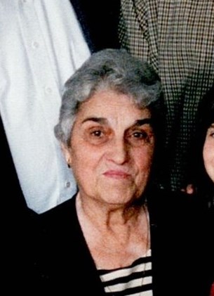 Obituario de Anna C. Pastore