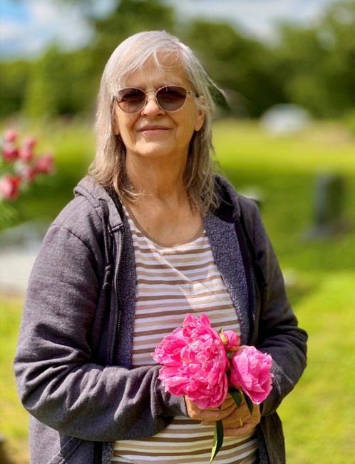 Obituary of Karolyn Ann Weiss