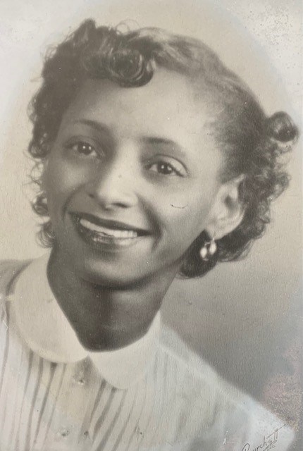 Obituario de Thelma P. Douglas