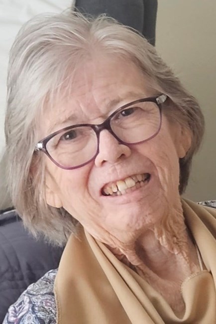 Obituary of Mary Ellen Vara