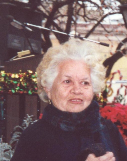 Obituary of Esperanza Nunez