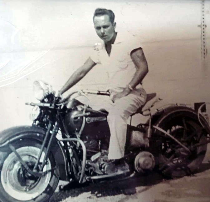 Obituary of Robert Kenneth Freudenthal