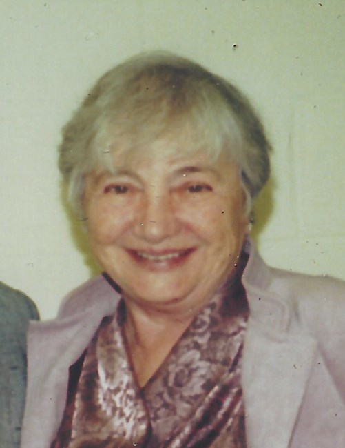 Obituario de Helen Corsatea