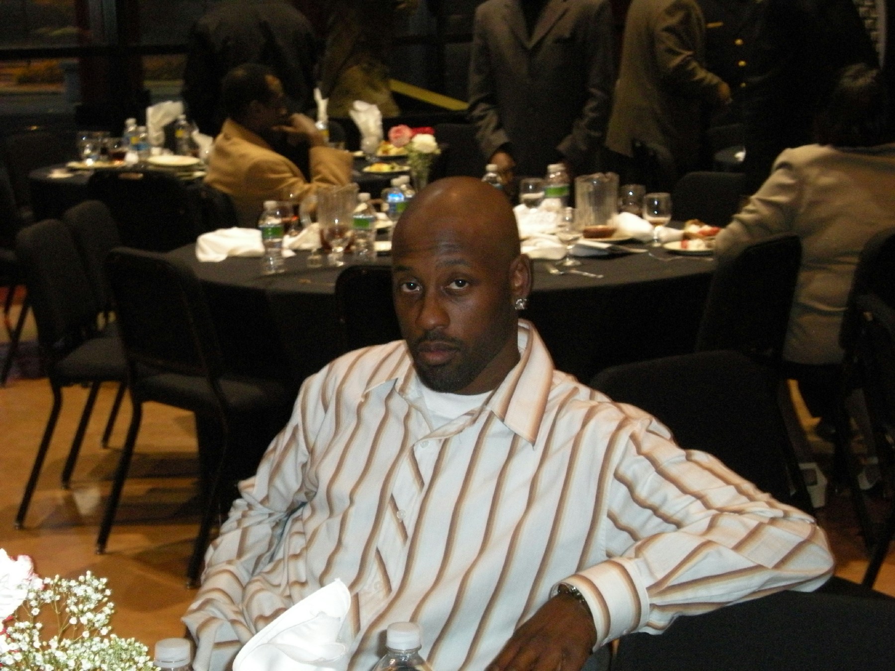 Obituary of Roy G. Parker