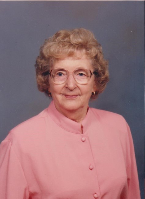 Obituario de Lois B. Lundvall