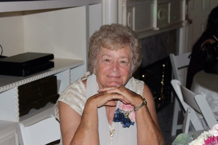 Obituario de Mary Ruth Furline