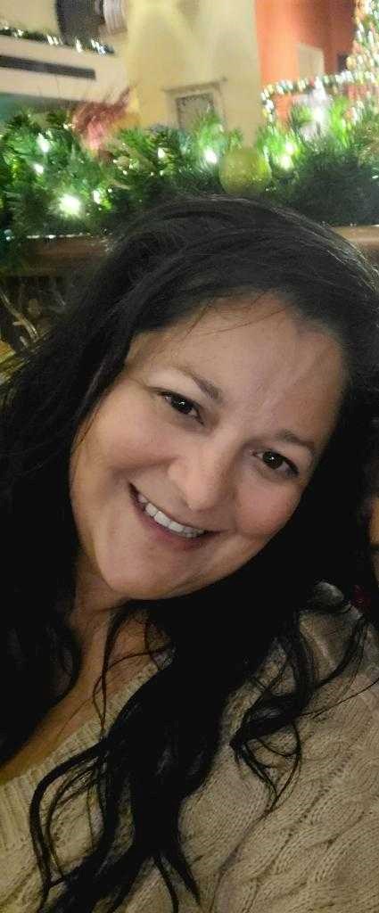 Obituary of Roxanne Salahuddin