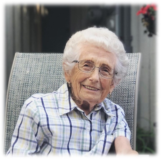 Obituary of Edith Pearle MacLEAN