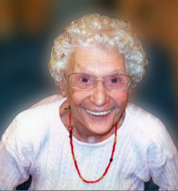 Obituario de Dorothy Ivy Scott