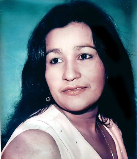 Obituary of Ana Dolores Echeverria