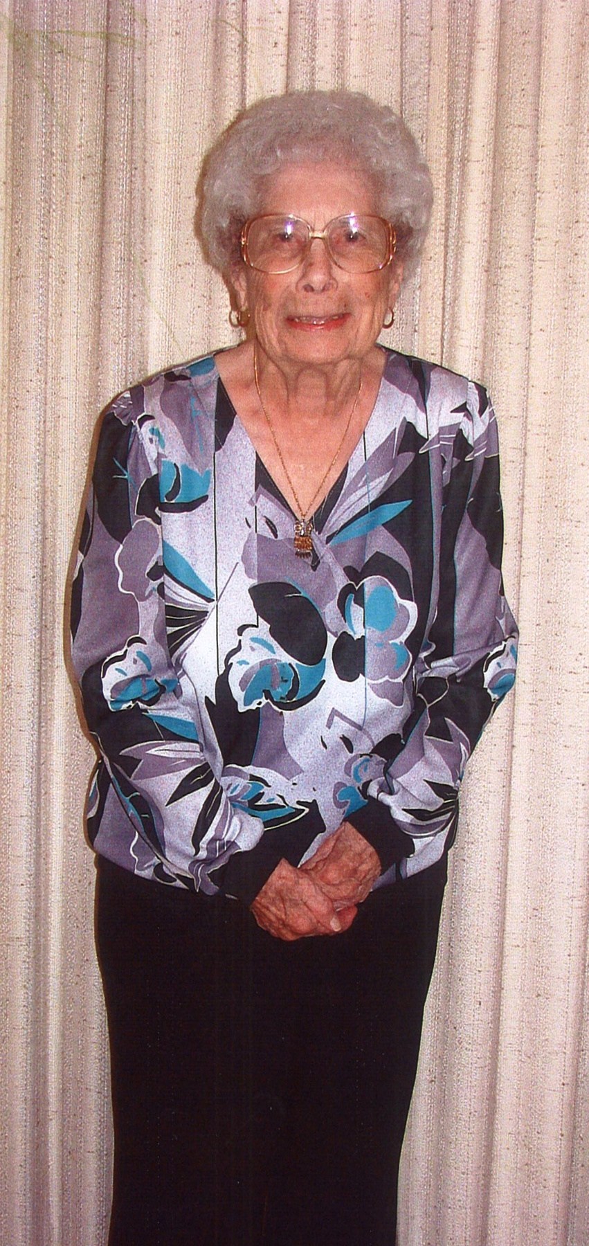 Obituary of Angelina C. Nicolosi