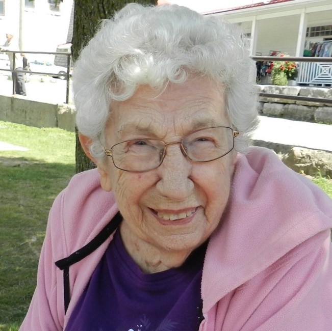 Obituary of Teresa Mary Lyons
