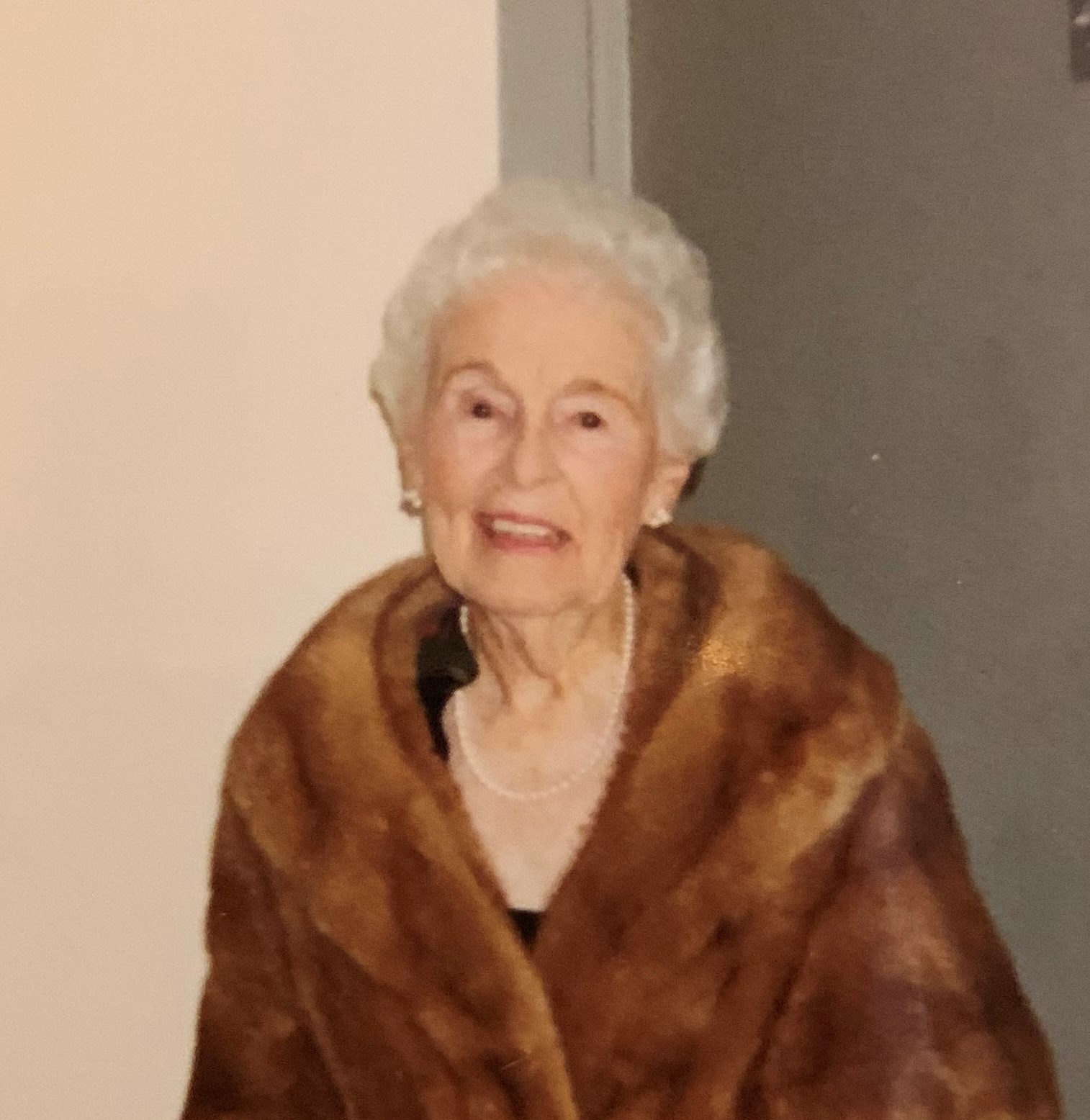 Obituary of Eleanor Schmidt