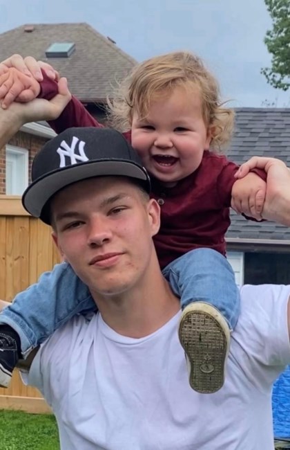 Avis de décès de Andrew Edward Vivian