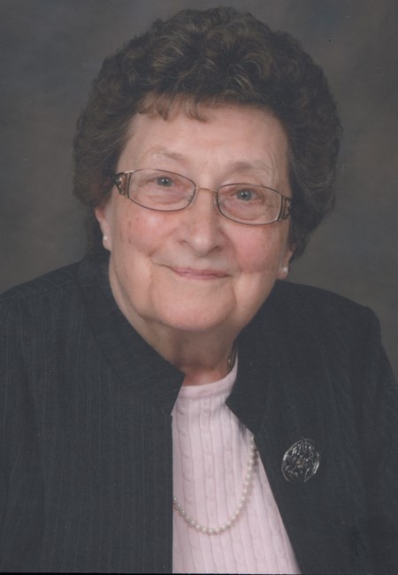 Obituary of Shelagh (Curd) MacDougall
