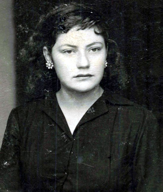 Obituary of Cristofina Cordero de Macias