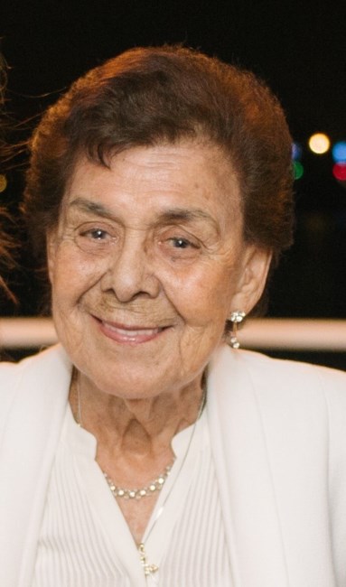 Obituary of Virginia Herrera Castro