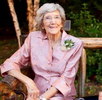Obituary of Laura Davenport Schneider
