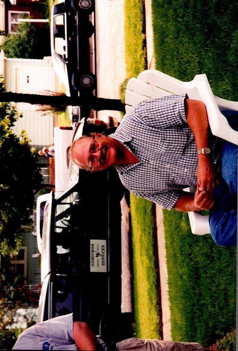 Avis de décès de George Roger Massey